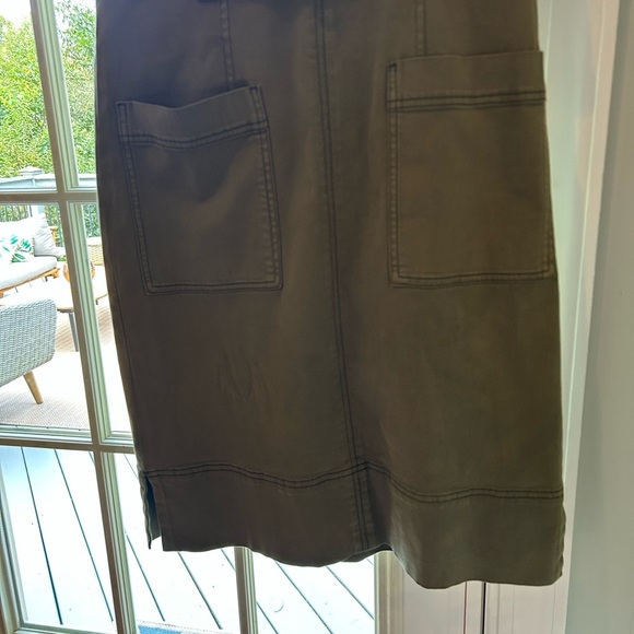 Maeve Green Denim Dress Belt V Neck Midi Length Size 6 (fits snug like a 4) - Picture 15 of 16